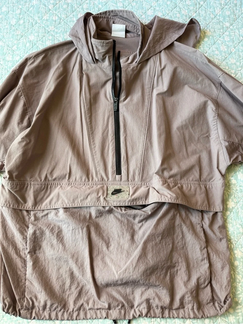 Nike Hooded Half-Zip Anorak in Soft Mauve